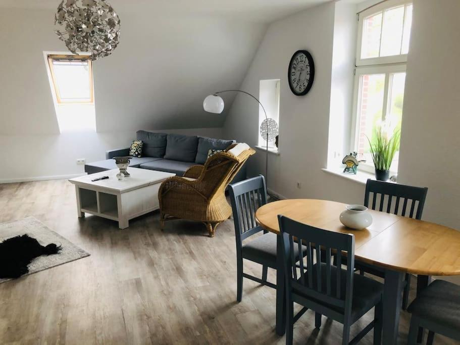 Ferienwohnung Holzmichl Varel Exterior foto